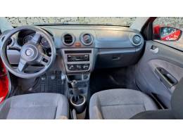 VOLKSWAGEN - GOL - 2013/2014 - Vermelha - R$ 32.900,00