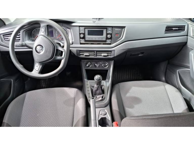 VOLKSWAGEN - POLO - 2020/2020 - Preta - R$ 69.900,00