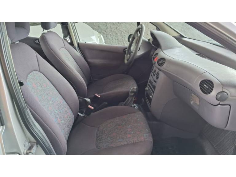 MERCEDES-BENZ - A 160 - 2004/2005 - Prata - R$ 21.900,00