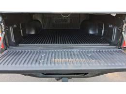 TOYOTA - HILUX - 1999/2000 - Preta - R$ 73.900,00