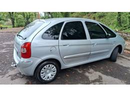 CITROËN - XSARA PICASSO - 2010/2011 - Prata - R$ 25.900,00