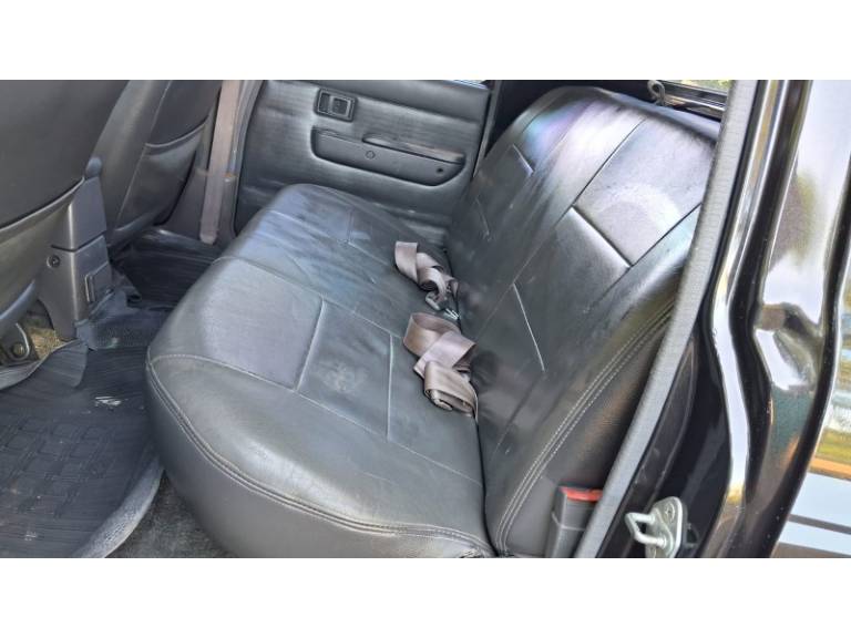 TOYOTA - HILUX - 1999/2000 - Preta - R$ 73.900,00