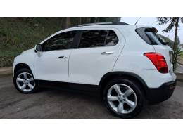 CHEVROLET - TRACKER - 2015/2015 - Branca - R$ 69.900,00