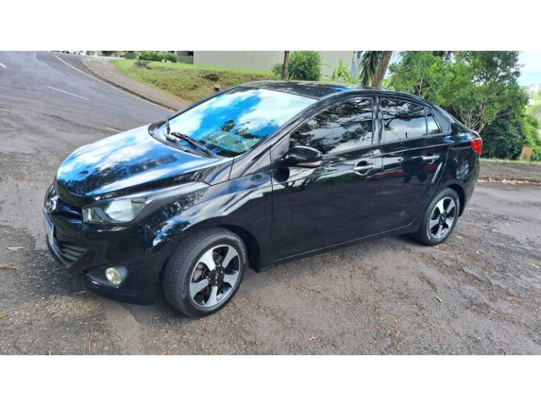 HYUNDAI - HB20 - 2015/2015 - Prata - R$ 58.900,00