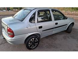 CHEVROLET - CORSA - 2003/2003 - Prata - R$ 19.900,00