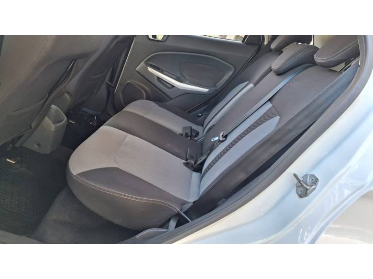 FORD - ECOSPORT - 2015/2016 - Branca - R$ 58.900,00