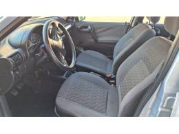 CHEVROLET - CORSA - 2003/2003 - Prata - R$ 19.900,00