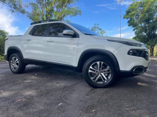 FIAT - TORO - 2018/2019 - Branca - R$ 105.900,00