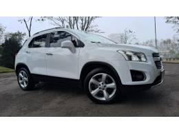 CHEVROLET - TRACKER - 2015/2015 - Branca - R$ 69.900,00