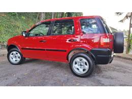 FORD - ECOSPORT - 2003/2004 - Vermelha - R$ 26.900,00