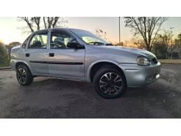 CHEVROLET - CORSA - 2003/2003 - Prata - R$ 19.900,00