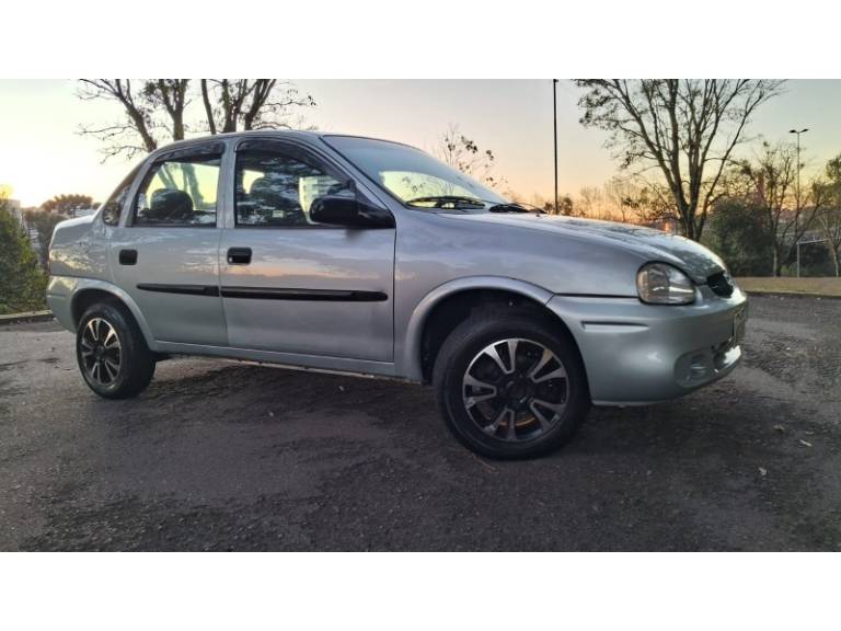 CHEVROLET - CORSA - 2003/2003 - Prata - R$ 19.900,00
