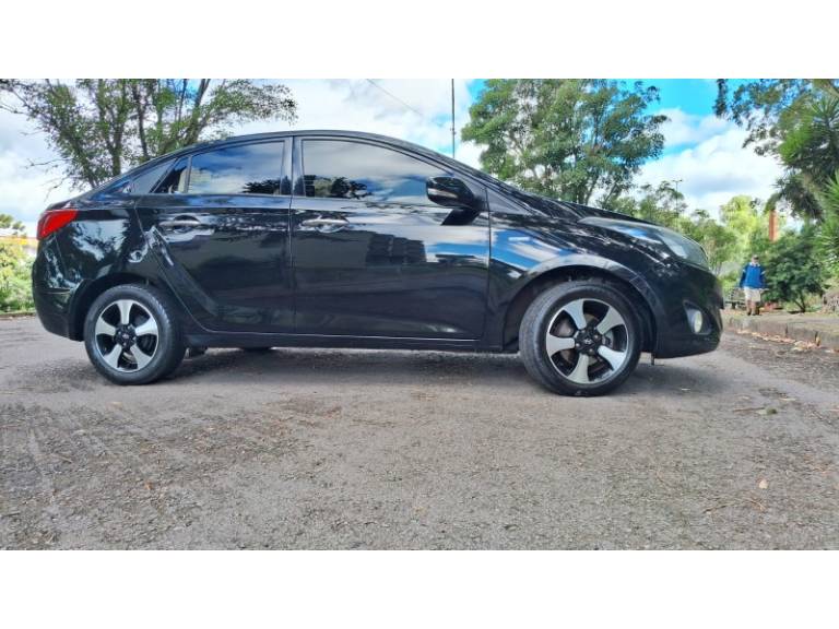 HYUNDAI - HB20 - 2015/2015 - Prata - R$ 58.900,00